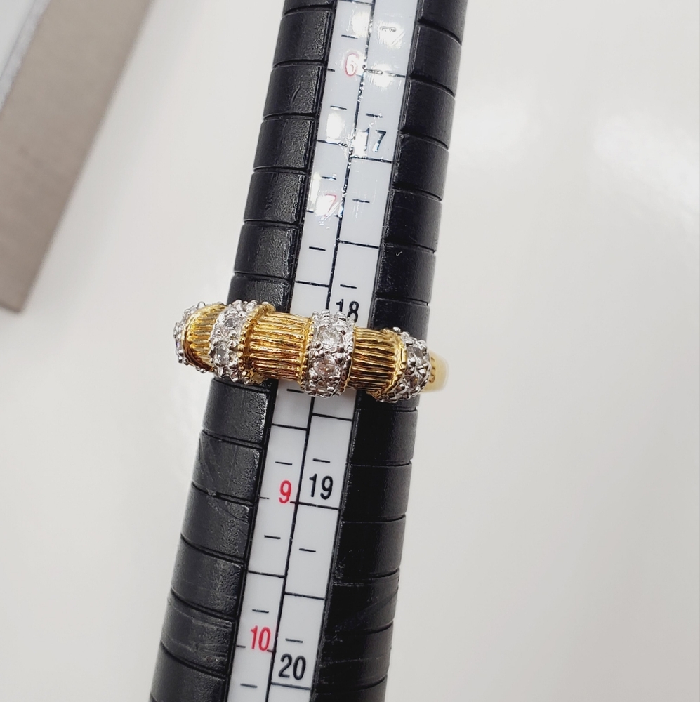 Yellow Gold Ring - Picture 4 of 6